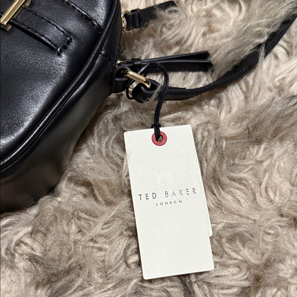 Ted Baker Black Leather Bag with Gold Detail - Picture 3 of 15